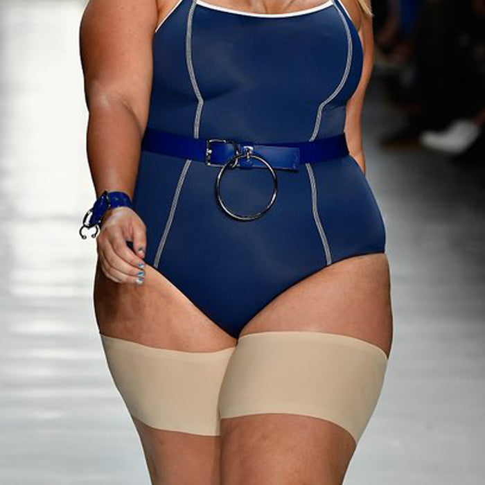 original thigh chafing solution beige bandelettes thigh bands close up