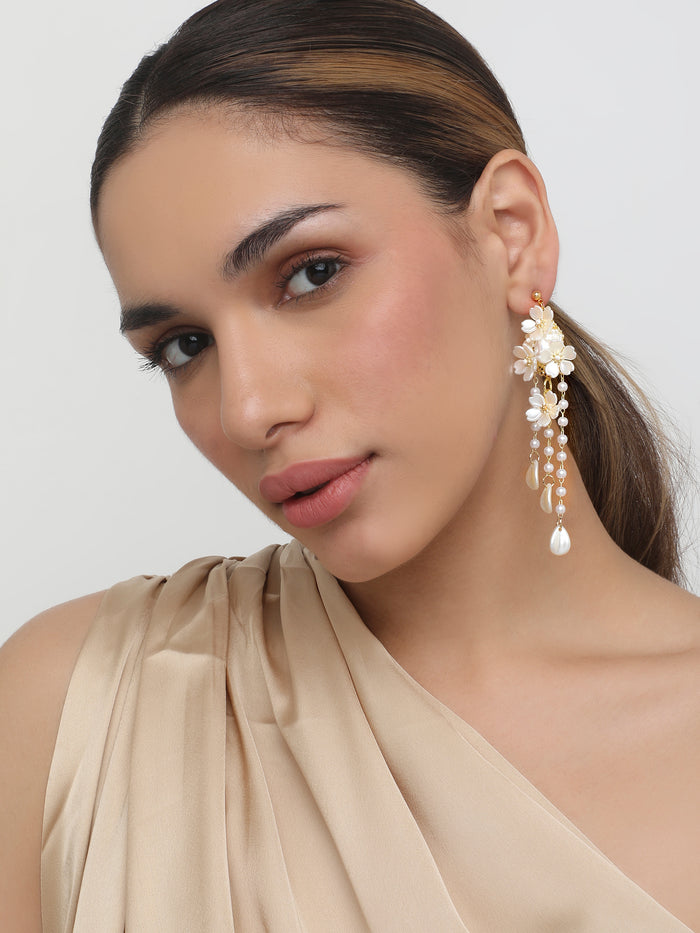 EARINGS
