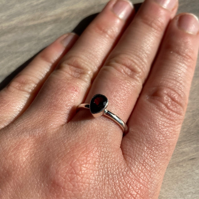 Garnet Facet 925 Silver Ring -  Size O 1/2