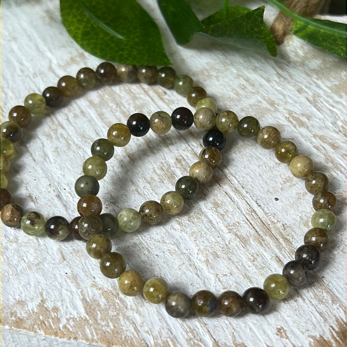 Green Garnet Bead Bracelet 6mm
