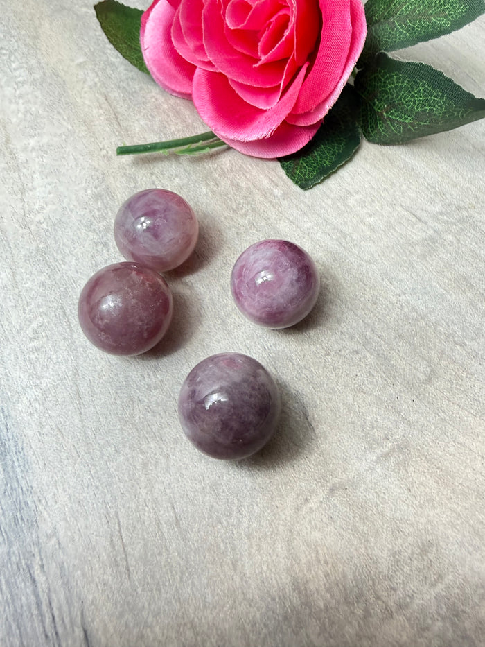 Lavender Purple Rose Quartz Sphere - 22mm