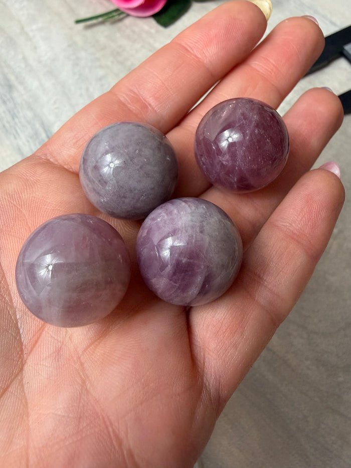 Lavender Purple Rose Quartz Sphere - 22mm
