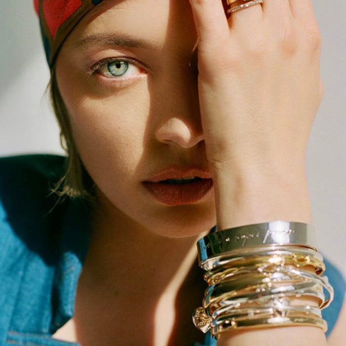 love-is-a-superpower-cuff-bracelet-caroline-alt
