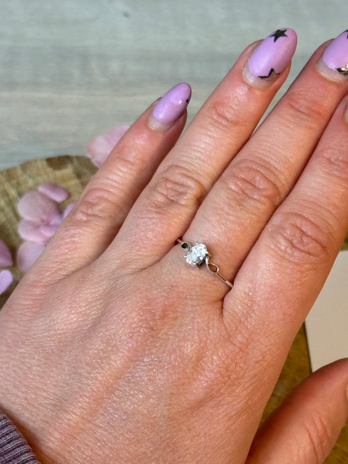 Mossainte Infinity 925 Ring - Size R 1/2