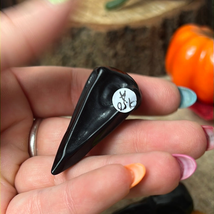 Obsidian small Raven / Crow Skull
